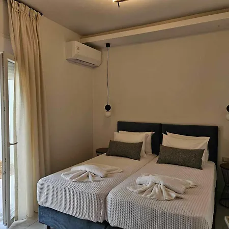 Our - Rena * Rethimnon